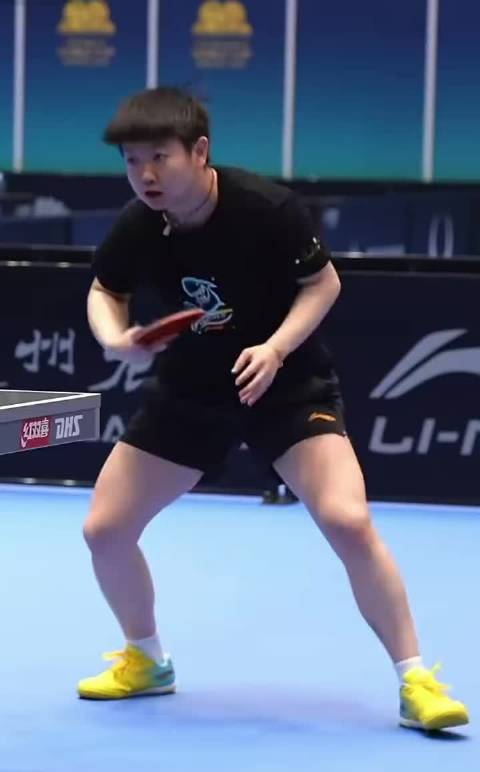 孙颖莎澳门世界杯备战状态拉满，冲击史无前例三连冠