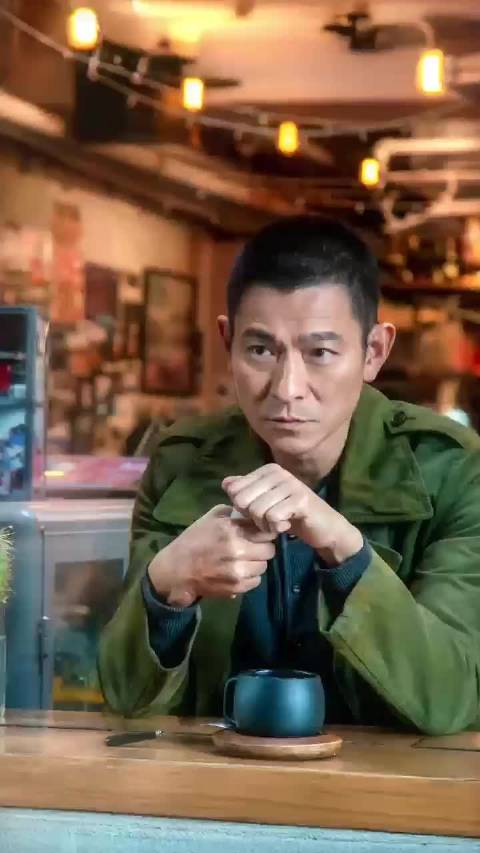 倪妮《拆弹专家2》重映曝光19年未公开片场照