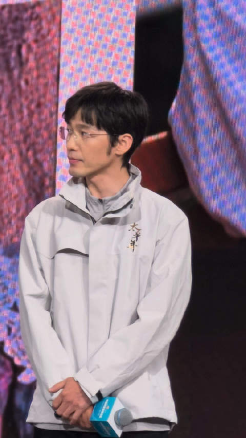 白宇被太平年网友评论打动鼓励白宇谈太平年团队创作匠心