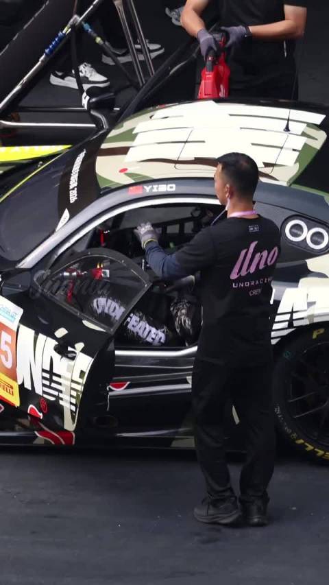 王一博心情咋恁好