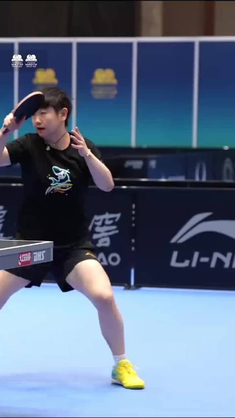 训练场上的孙颖莎，一切顺遂！