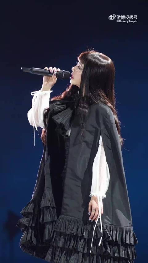 蔡依林重庆演唱会第二场人气火爆,舞台装置震撼