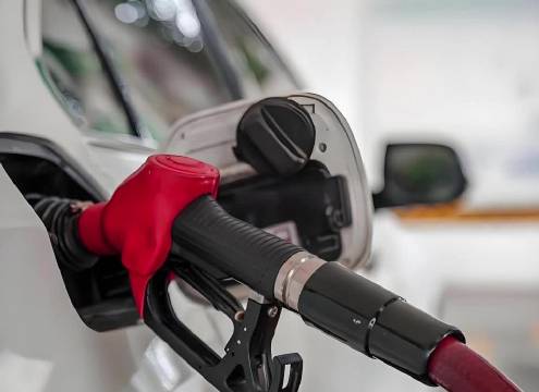 油价还要涨，为什么国家明明屯了那么多油，油价还要涨？