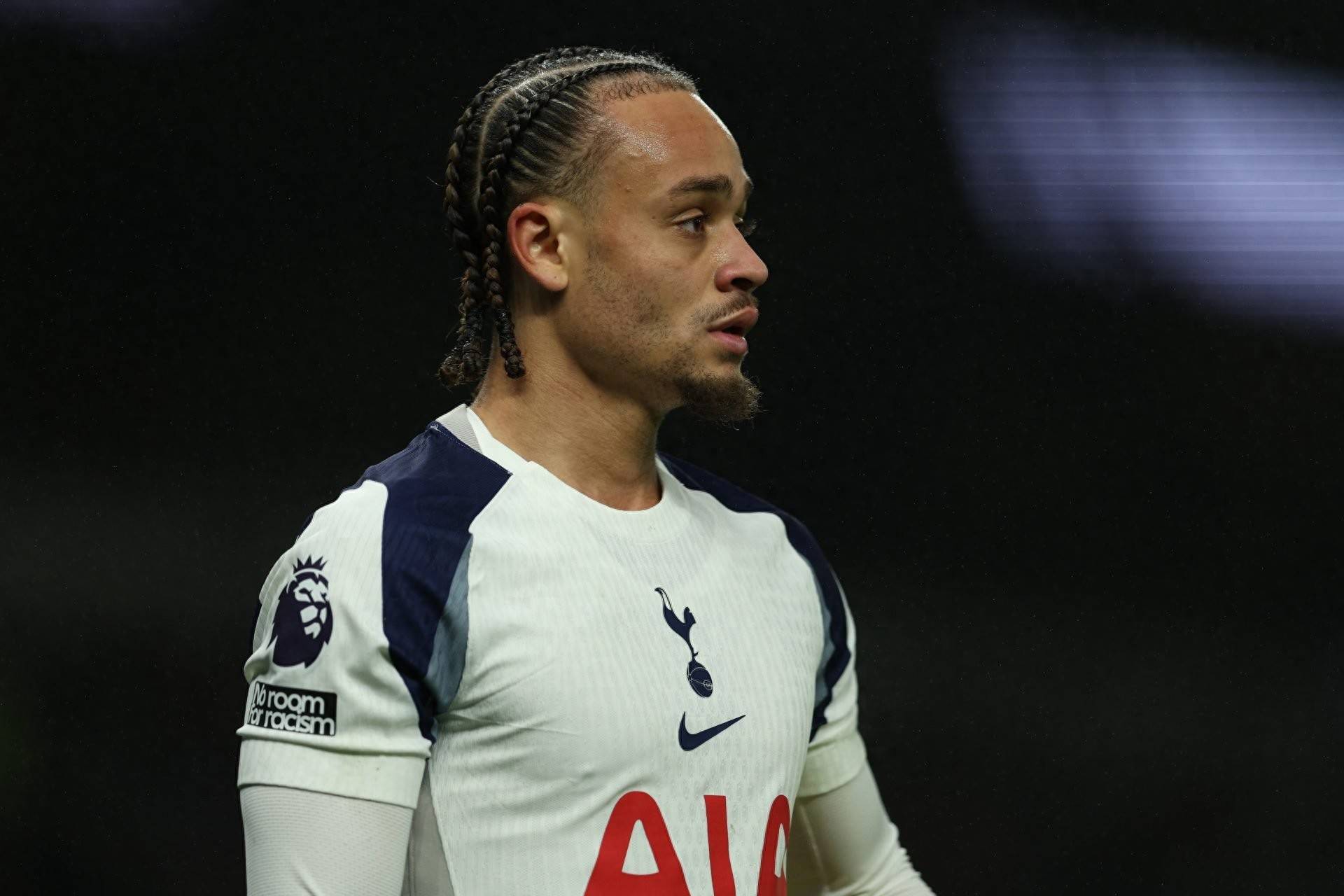 西蒙斯重回巴萨的机会来了，托特纳姆热刺降级让转会成为现实_交易_巴塞罗那_极具