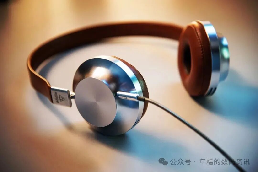 Sony XM6 vs AirPods Max 2 横评:2026年头戴降噪耳机怎么选?