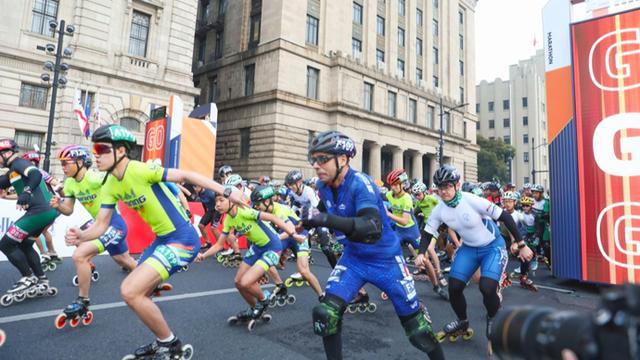 2026国际轮滑巡回赛与黄浦半马同日开赛，外滩上演“速度与激情”