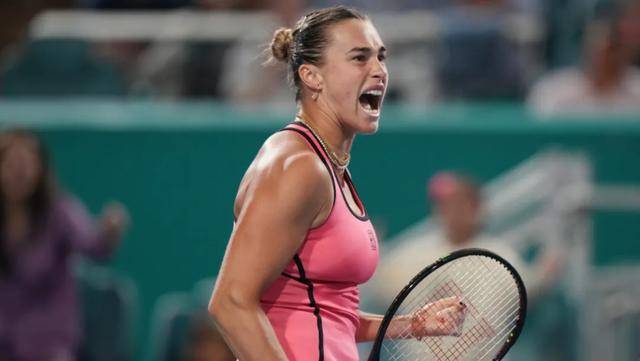 统治力尽显!萨巴伦卡2-0莱巴金娜晋级决赛,大概率战胜高芙夺冠