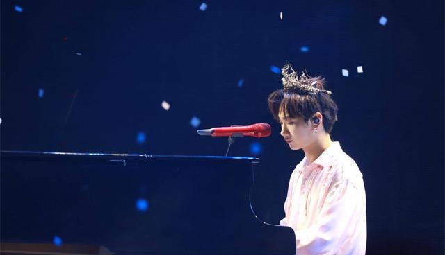 遭时代少年团粉丝抢票，被嘲过气歌手，汪苏泷用音乐证明自己