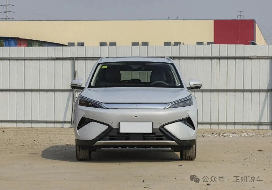 10-15万纯电SUV怎么选?买2025款元PLUS配置避坑指南全公开