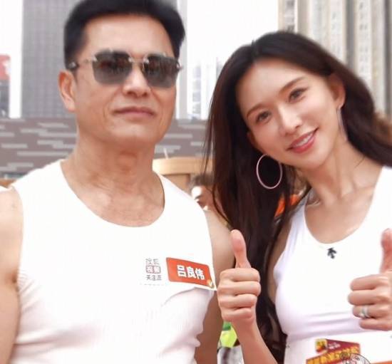 70岁吕良伟状态绝了 周润发调侃其是“吃了防腐剂”