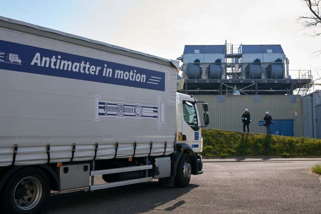 人类首次运输反物质，我们离弄清宇宙为什么全是物质又近了一步