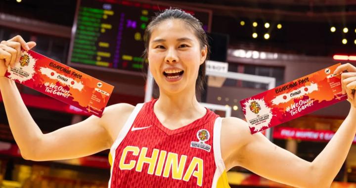 女篮31岁王牌状态神勇！3外援阵容仍上双在场+20：宫鲁鸣慧眼识珠