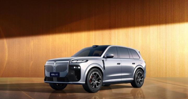 “8系”SUV市场战火升级 5款新车来袭 岚图泰山X8、智己LS8领衔