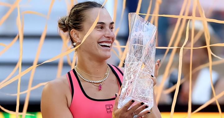 罗马体育报：虎妞萨巴伦卡3月完美收官 阳光双冠+千万奖金+爱情