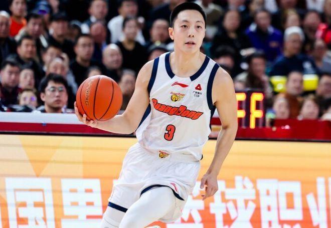 广东轻松战胜四川，豪取赛季三杀并升至联赛第三！