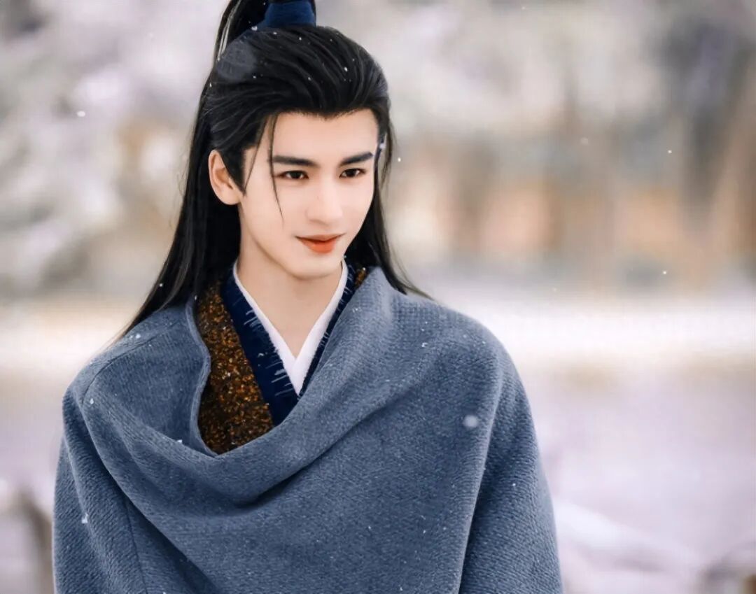 《逐玉》严屹宽再次出圈,天涯四美,剩余的三个都是谁呢?