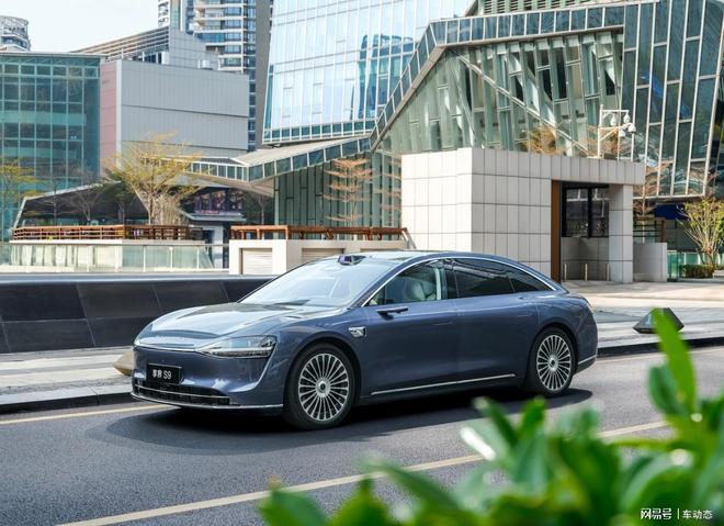 麋鹿、绕桩轻松拿捏，享界S9增程版底盘实力曝光！