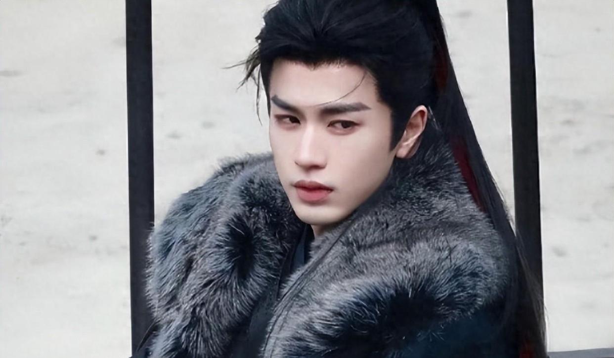 张凌赫《归鸾》尚未拍摄先引热议!女主由林允变为鞠婧祎