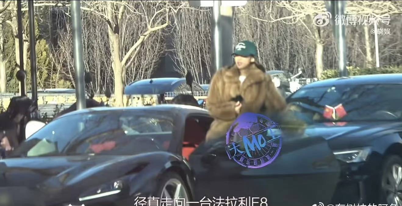 孙怡驾驶违规事件引发舆论风波