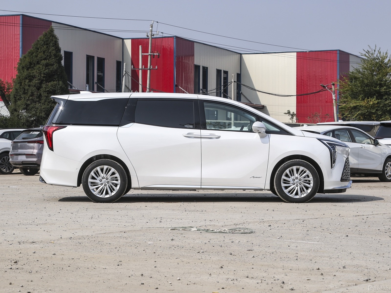 世纪和克蒂圣姆峰配置、空间和价格的全方位对比