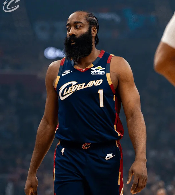 锐评丨17次连续季后赛，终究抵不过无冠的遗憾，哈登不要重蹈覆辙