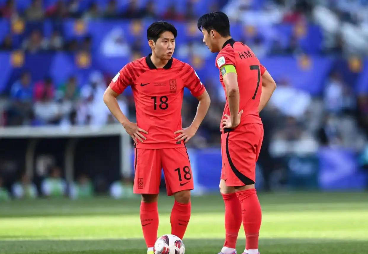 1比4惨败！0比5惨败！韩国男足遭遇重创，孙兴慜场上无奈难掩失望