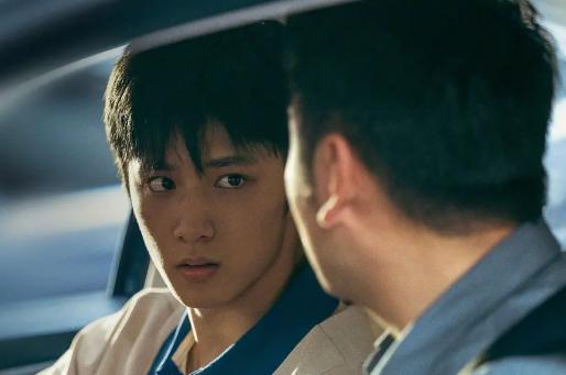 从《第二十条》,到《镖人》《惊蛰无声》,刘耀文和张译杠上了