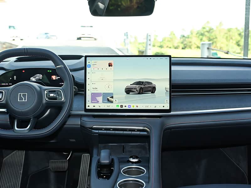 吉利极氪 001 车机系统更新周期是多久?