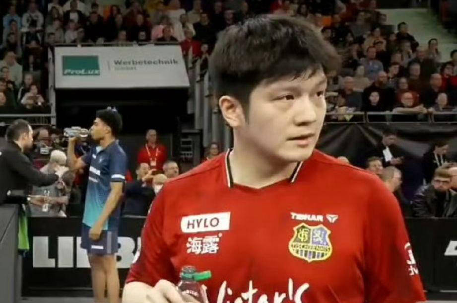 3-1逆转！德国乒乓球杯樊振东带领萨尔布吕肯豪取决赛席位