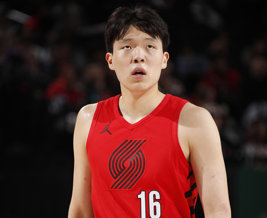 开拓者更新伤病报告：格兰特等5人缺阵，杨瀚森不在缺席名单