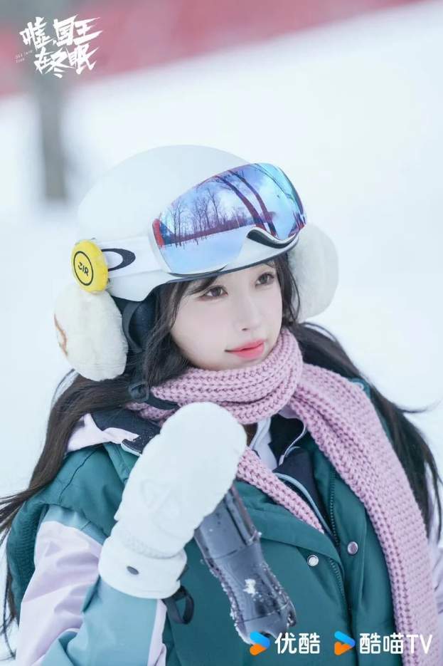 《永夜星河》主演们的下部待播剧:虞书欣回归现偶搭档林一,丁禹兮下部人设更凄惨?