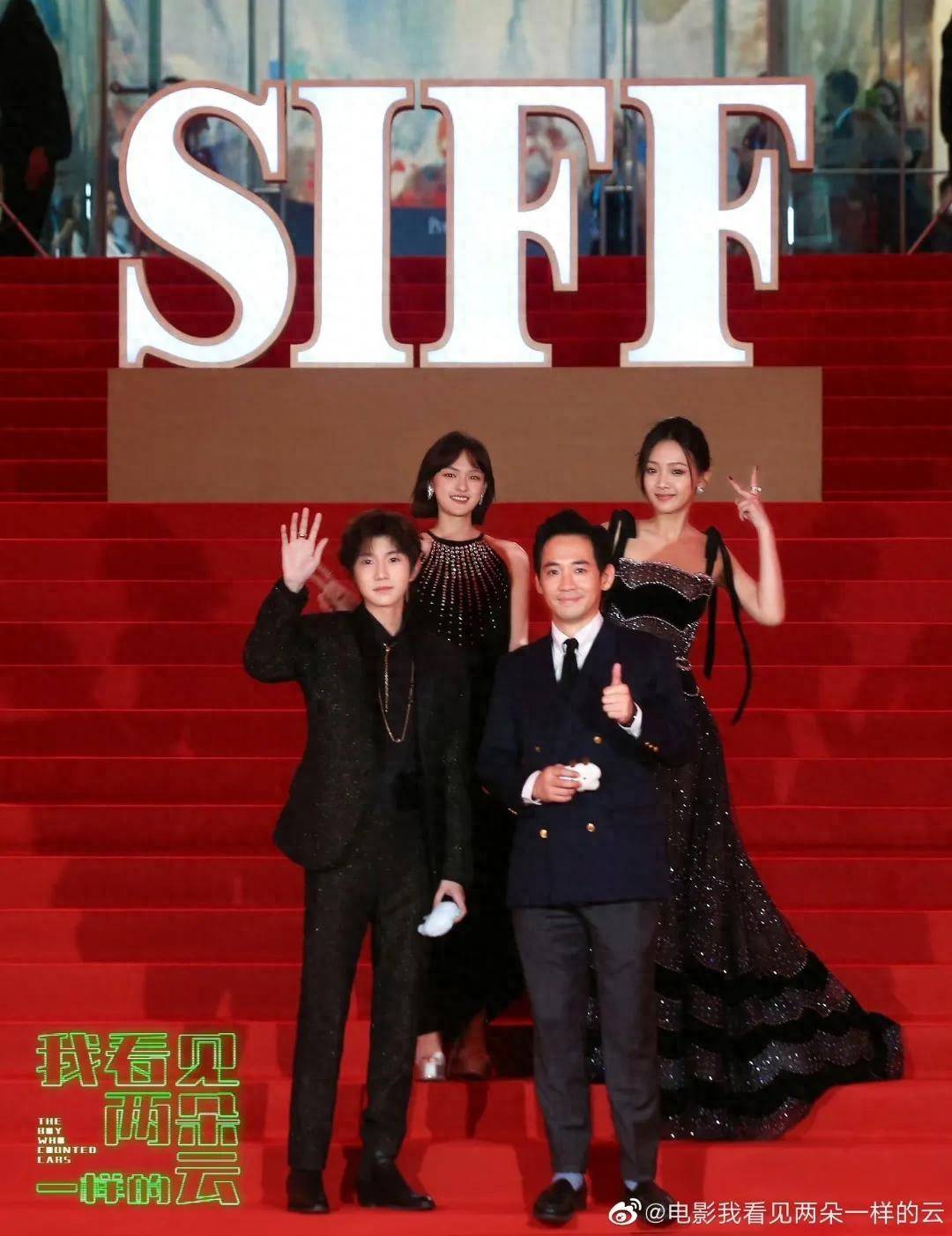 王源:时间执笔,让每一寸好时光,都如期绽放