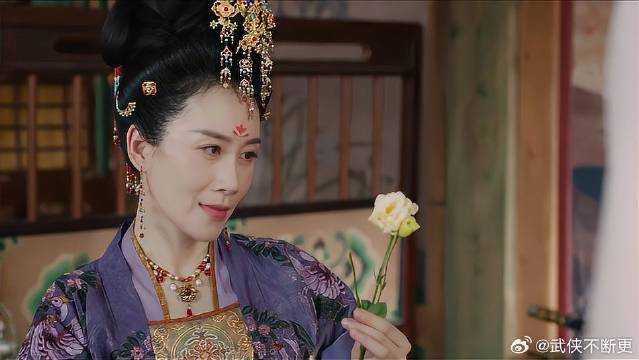 颜南星遭侮辱 没想王女当本人面说坏话，惨遭颜南星白眼