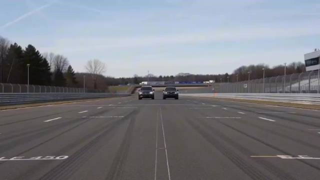 视频：奔驰GLE中期改款和宝马X5换代，哪个更好看？