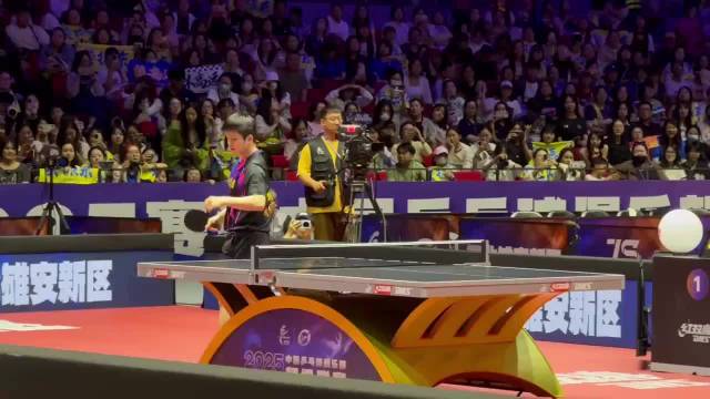 樊振东展现暴力美学，击球速度力量震撼