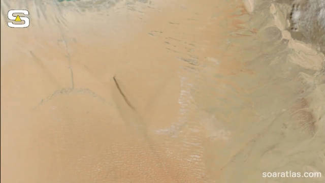 卫星图像显示哈布珊-富查伊拉管道泵站火灾，伊朗被指瞄准原油替代路线