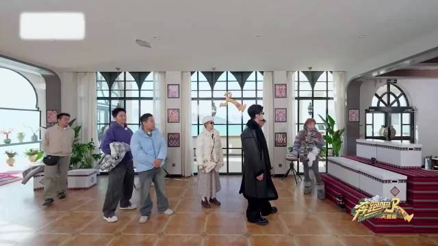 范丞丞盲抽宋雨琦穿搭，打开箱子的那一刻，天都塌了！