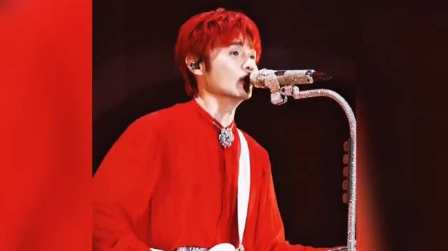 单依纯凌晨道歉愿意赔偿 李荣浩连夜回复：我不需要，承诺日后不主动再提