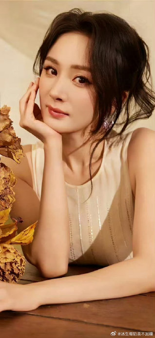 杨幂工作室在《江山大同》官宣事件中被质疑沟通失职具体指什么？