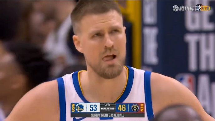 勇士半场领先掘金7分，波神三分4中4戈登伤退，库里渴望终结连败？