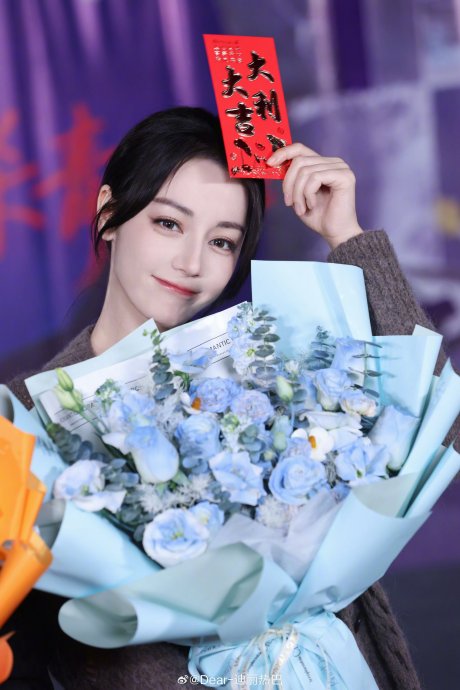 迪丽热巴与嘉行解约后成立个人工作室，其团队运营现状如何？