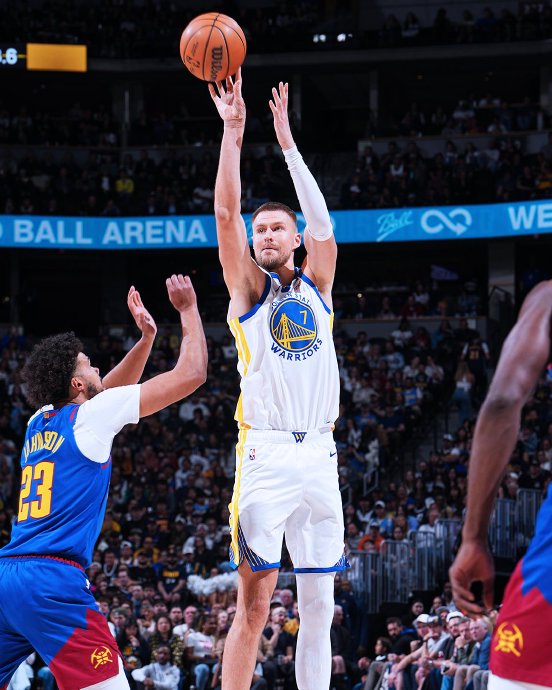 库里缺阵，勇士惨败掘金暴露三大顽疾，季后赛席位堪忧