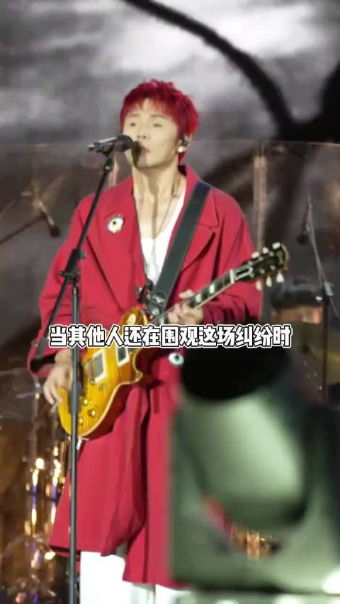 这哥简直天生互联网圣体，语录权威的神 李荣浩 李荣浩演唱会 抽象 单依纯