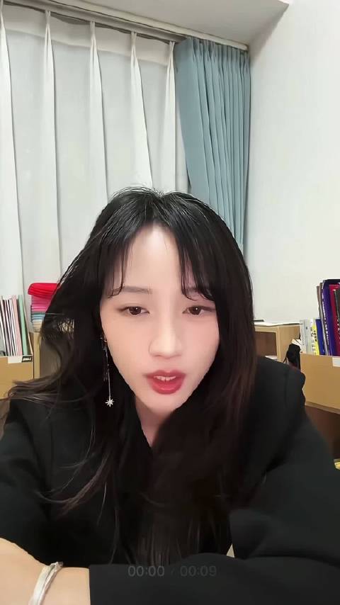 我这个纯种异性恋为何每次刷到婷婷桑都会动摇 你是我的姐姐