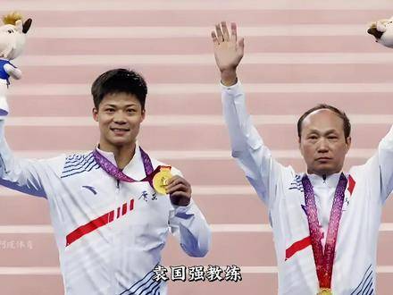 苏炳添挥别赛场，正式挂靴！一支影像长卷，浓缩他驰骋百米的全部荣光！