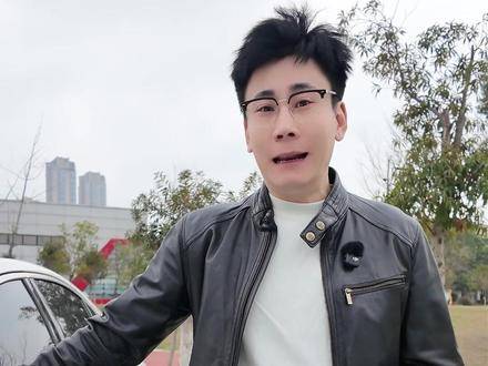 闭眼即选的豪华中型座驾？奔驰 C260L 深谙年轻世代心之所向