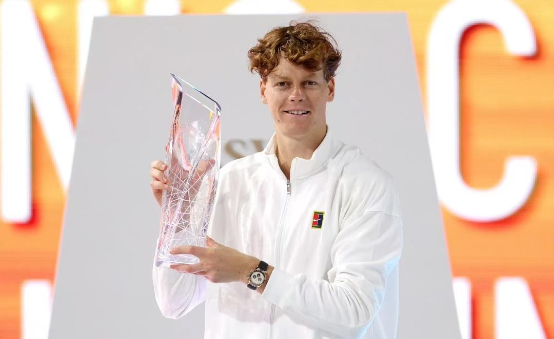 「ATP」夺取阳光双冠!辛纳和萨巴伦卡开启全新时代