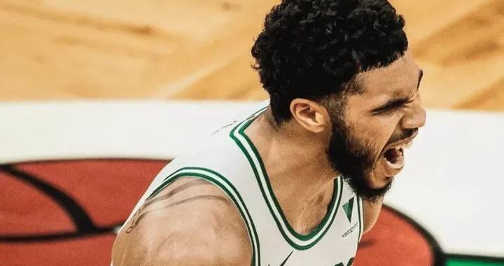 复出后首个30+，塔图姆这人真难“杀”