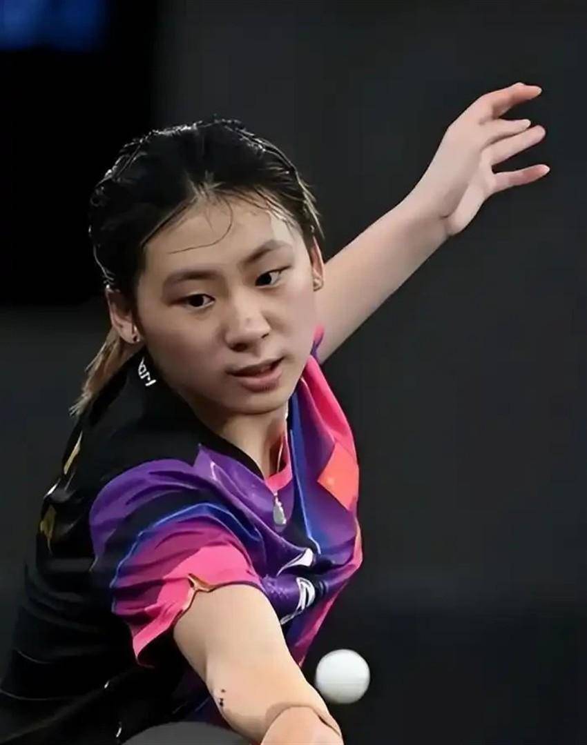 请直接叫我陈熠，国乒00后小将拒绝粉丝亲昵称呼，用实力说话拒绝被定义，冷酷背后是横扫陈幸同、曾击败孙颖莎的硬核底气