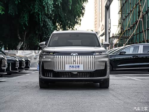 奇瑞风云T11的底盘滤震的详细介绍